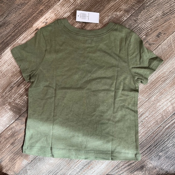 Old Navy Toddler Green Short Sleeve Tee Strong Like Mom Size 2T - Picture 2 of 4